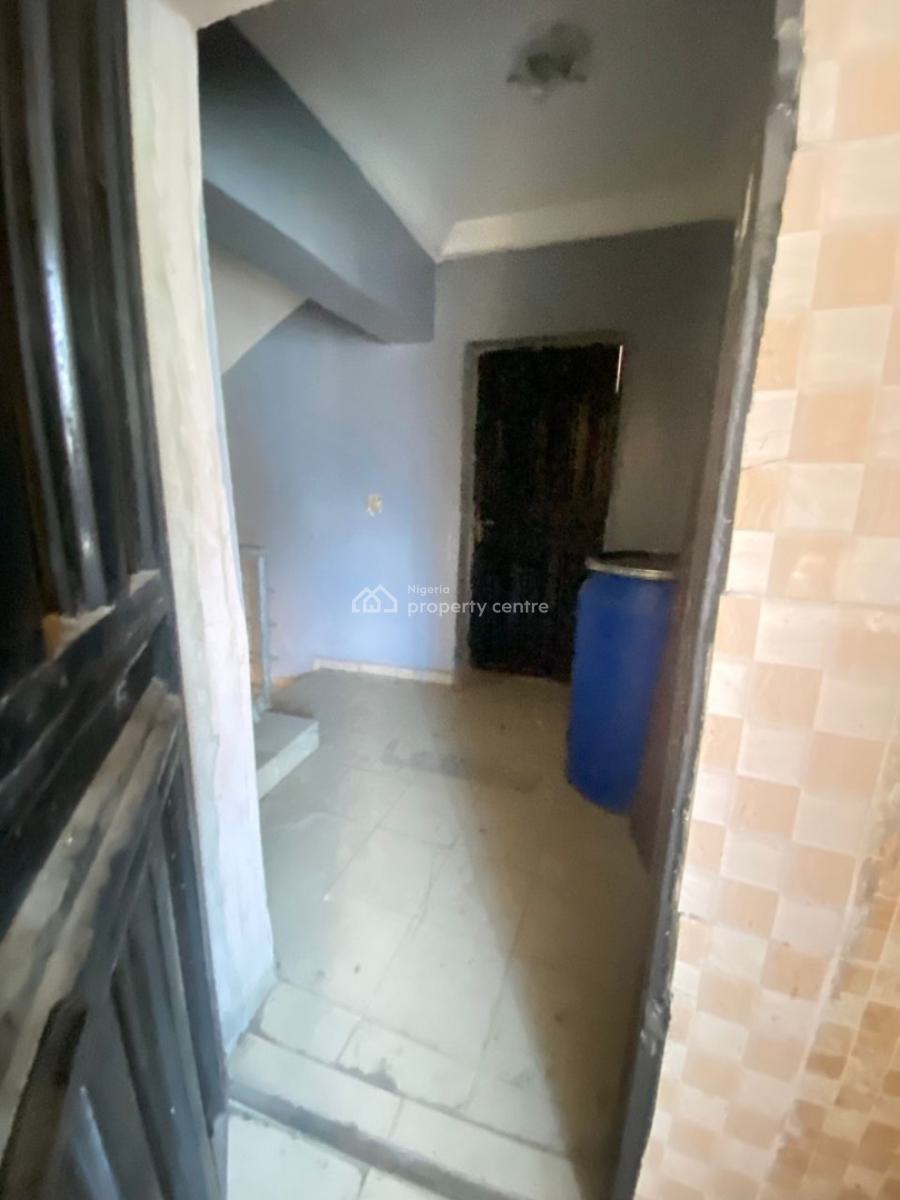 Clean 3 Bedroom Apartment, Around Olokonla, Sangotedo, Ajah, Lagos, Flat / Apartment for Rent