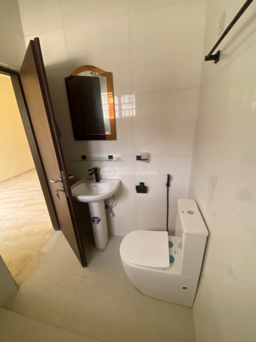 Semi Detached 4 Bedroom Duplex with 2 Room Bq (stand-alone), By Grand Cubana (jabi Main) Tarred Road, Jabi, Abuja, Semi-detached Duplex for Rent