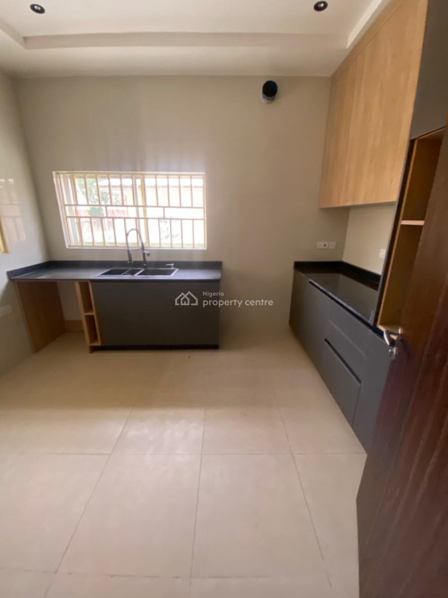 Semi Detached 4 Bedroom Duplex with 2 Room Bq (stand-alone), By Grand Cubana (jabi Main) Tarred Road, Jabi, Abuja, Semi-detached Duplex for Rent