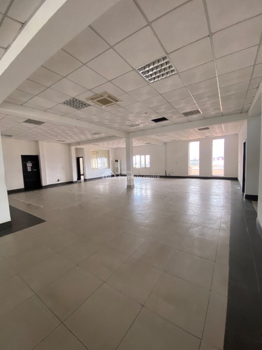 Commercial Open Space Office Building with Elevator on 3 Floors, Lekki Right Side, Lekki Phase 1, Lekki, Lagos, Office Space for Rent