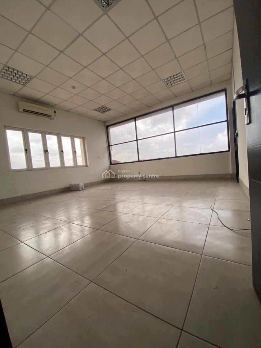 Commercial Open Space Office Building with Elevator on 3 Floors, Lekki Right Side, Lekki Phase 1, Lekki, Lagos, Office Space for Rent