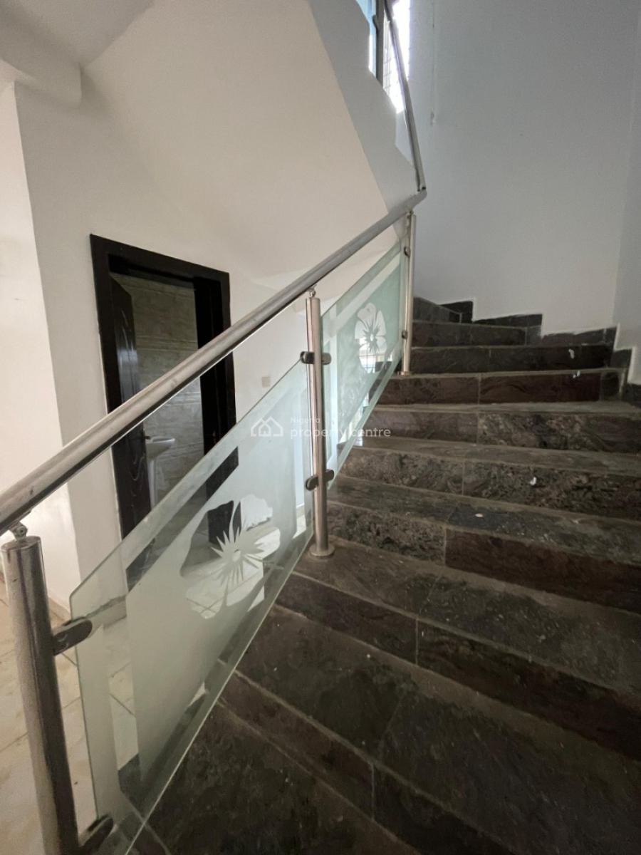 Well Built Corner Piece 4 Bedroom Terrace Duplex, 2 Sitting Room & Bq, Guzape District, Abuja, Terraced Duplex for Rent
