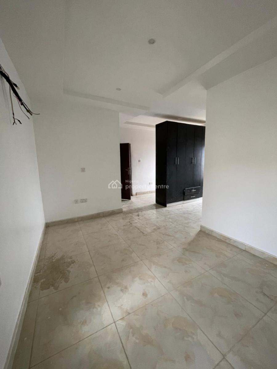 Well Built Corner Piece 4 Bedroom Terrace Duplex, 2 Sitting Room & Bq, Guzape District, Abuja, Terraced Duplex for Rent