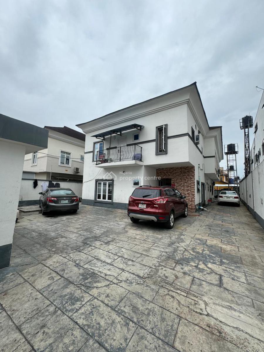 2 Bedrooms Apartment, Lekki Phase 1, Lekki, Lagos, Flat / Apartment for Rent