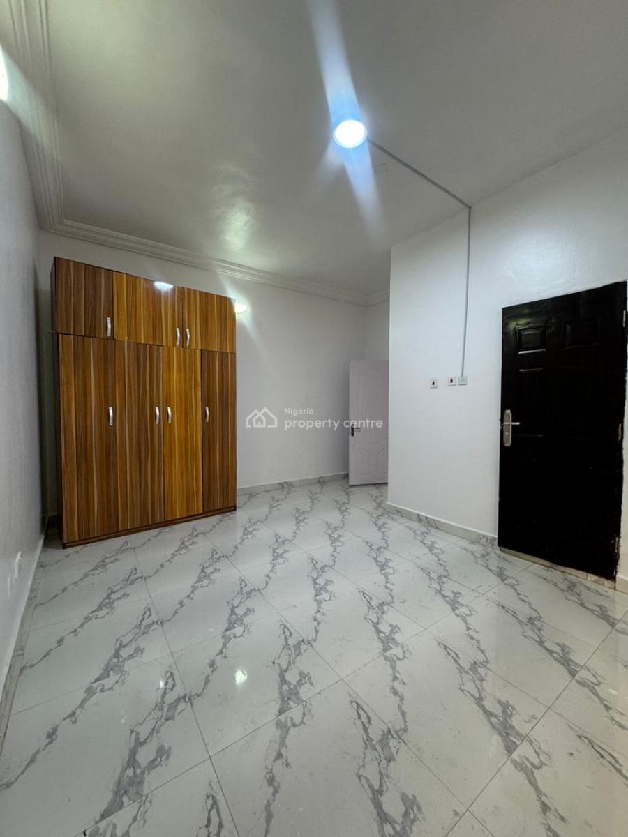 2 Bedrooms Apartment, Lekki Phase 1, Lekki, Lagos, Flat / Apartment for Rent