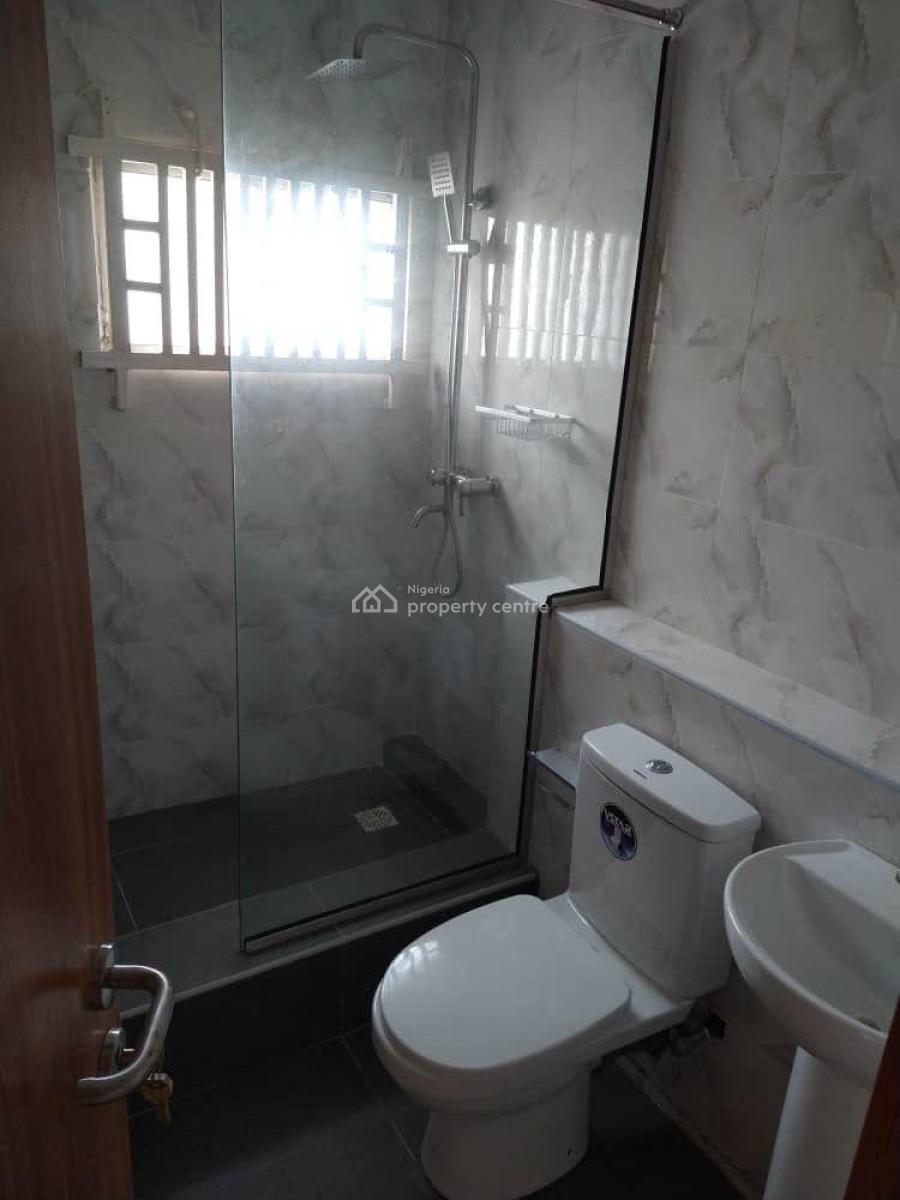 Fully Serviced Units of 3 Bedroom Flat, Lekki Phase 1, Lekki, Lagos, Flat / Apartment for Rent