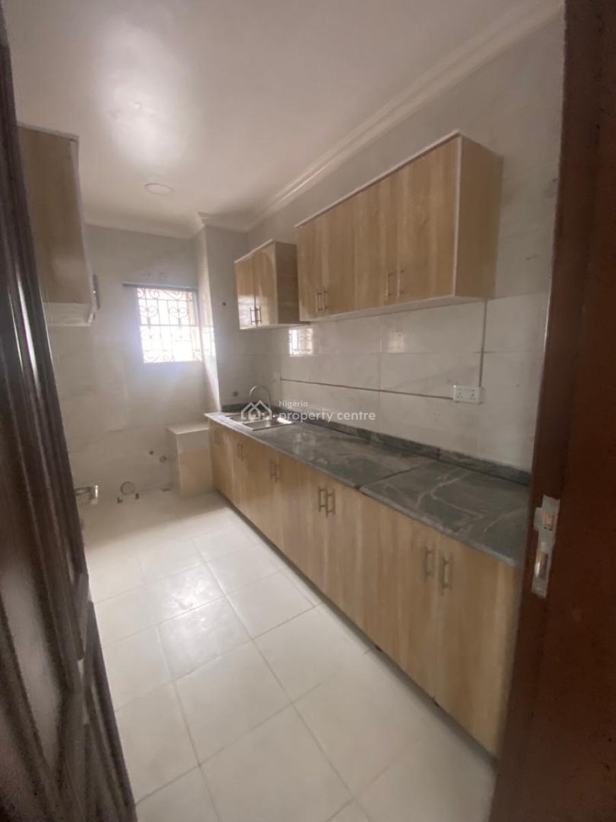 Fully Serviced Units of 3 Bedroom Flat, Lekki Phase 1, Lekki, Lagos, Flat / Apartment for Rent