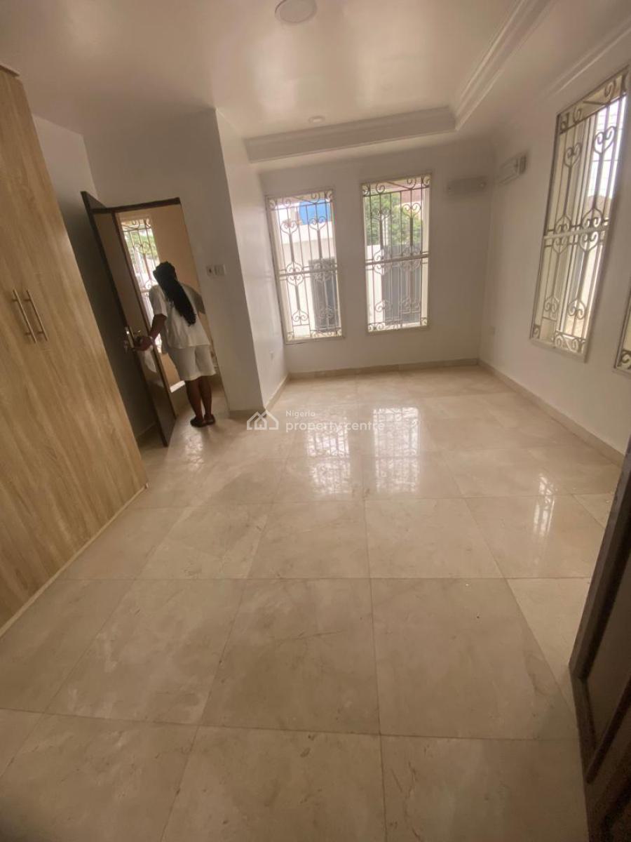 Fully Serviced Units of 3 Bedroom Flat, Lekki Phase 1, Lekki, Lagos, Flat / Apartment for Rent