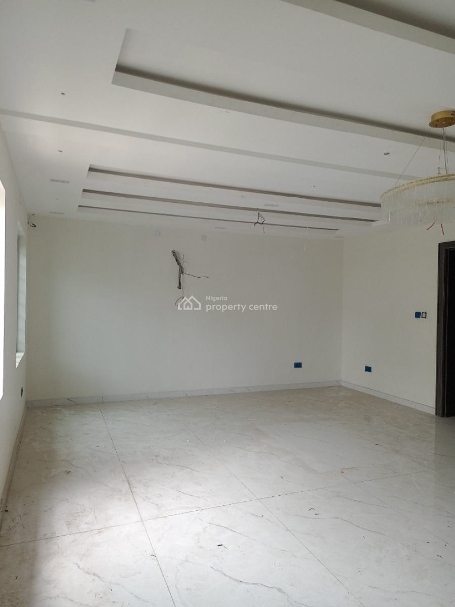 5 Bedroom Luxury Built Detached House, in a Service Fully Estate, Ikeja Gra, Ikeja, Lagos, Detached Duplex for Sale
