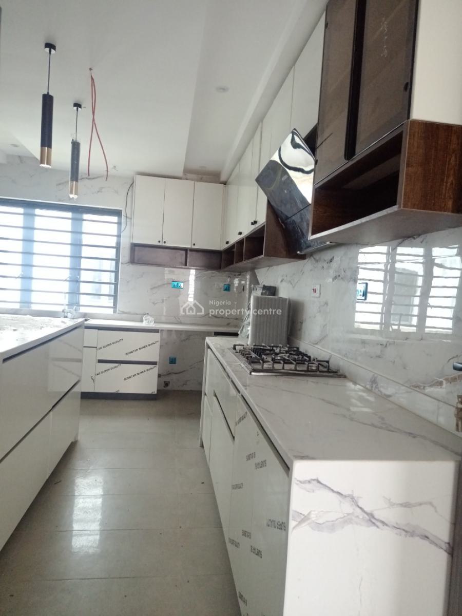 5 Bedroom Luxury Built Detached House, in a Service Fully Estate, Ikeja Gra, Ikeja, Lagos, Detached Duplex for Sale