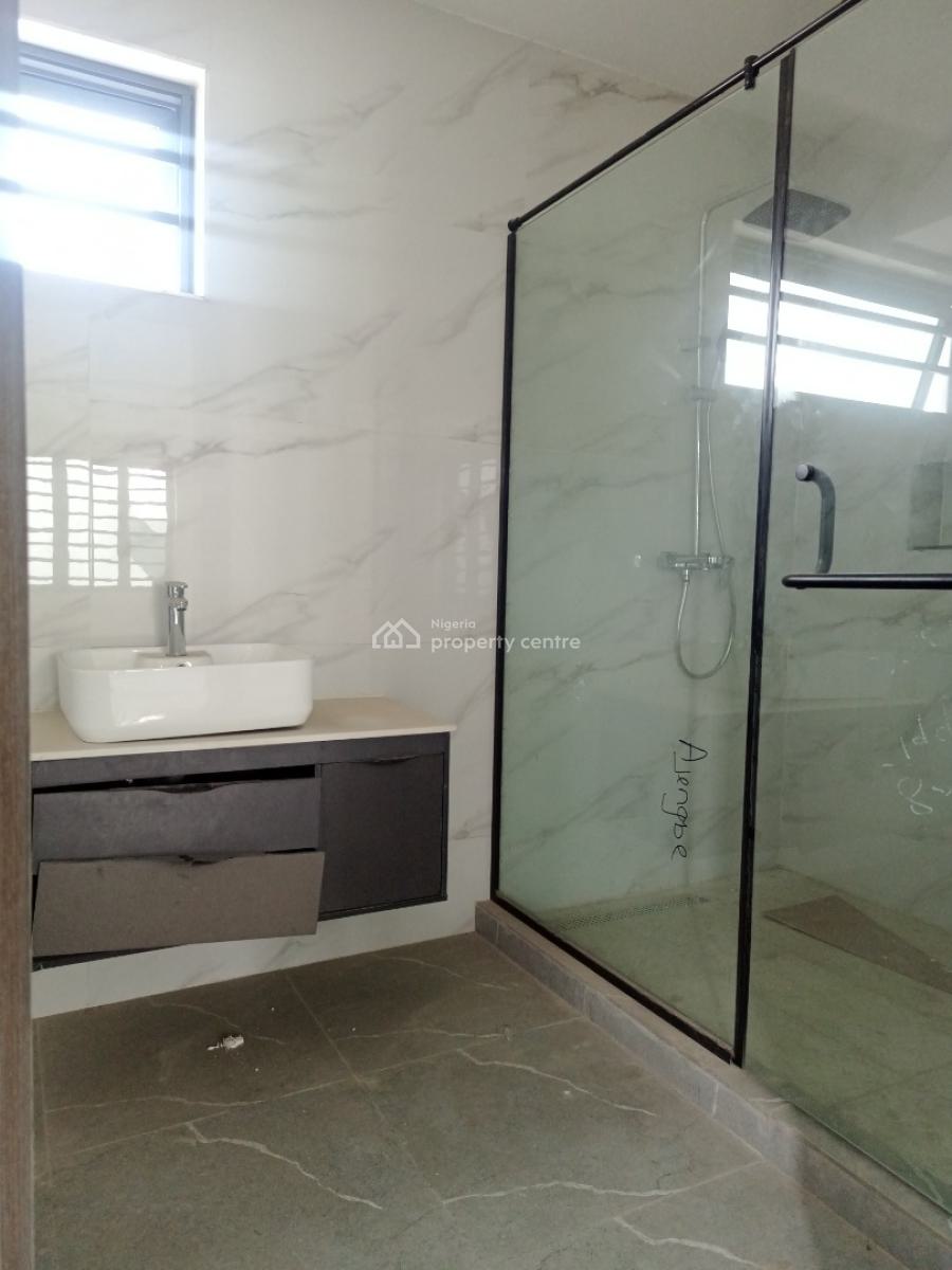 5 Bedroom Luxury Built Detached House, in a Service Fully Estate, Ikeja Gra, Ikeja, Lagos, Detached Duplex for Sale