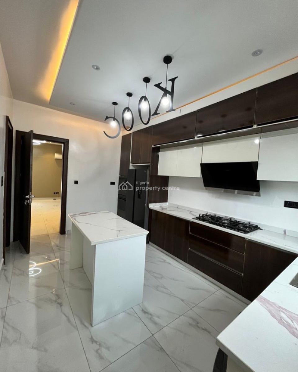 Stunning 2 Bedroom Penthouse with Bq, Lekki Phase 1, Lekki Phase 1, Lekki, Lagos, Detached Duplex for Sale
