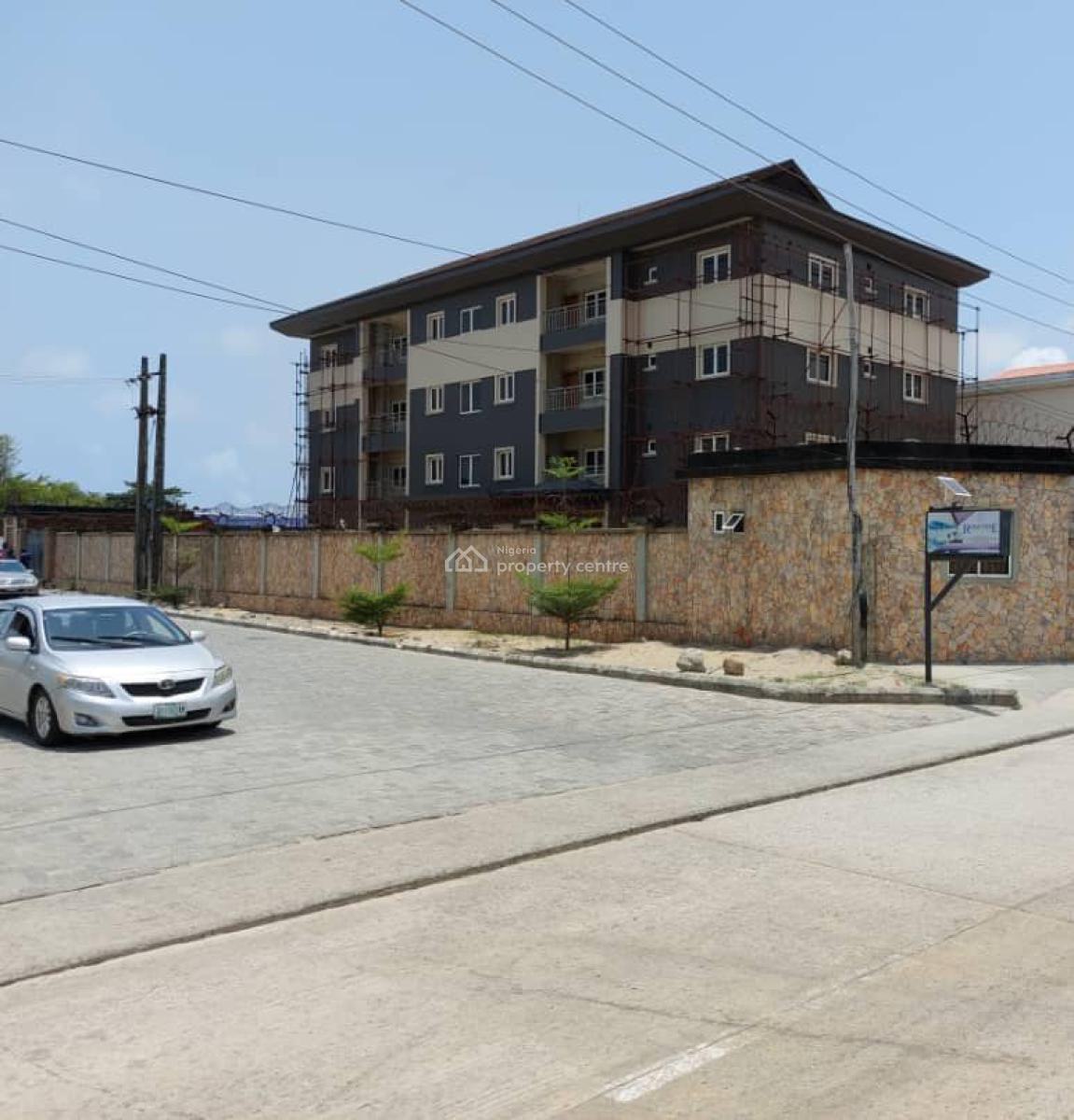 Fully Equipped Non Functional 27 Rooms Hotel, Victoria Island Extension, Victoria Island (vi), Lagos, Hotel / Guest House for Sale