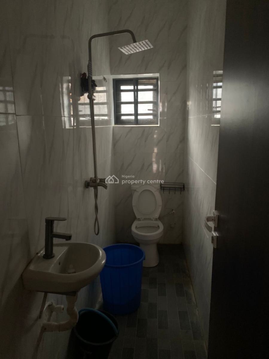 1 Mini Flat, Gra Phase 1, Magodo, Lagos, Flat / Apartment for Rent