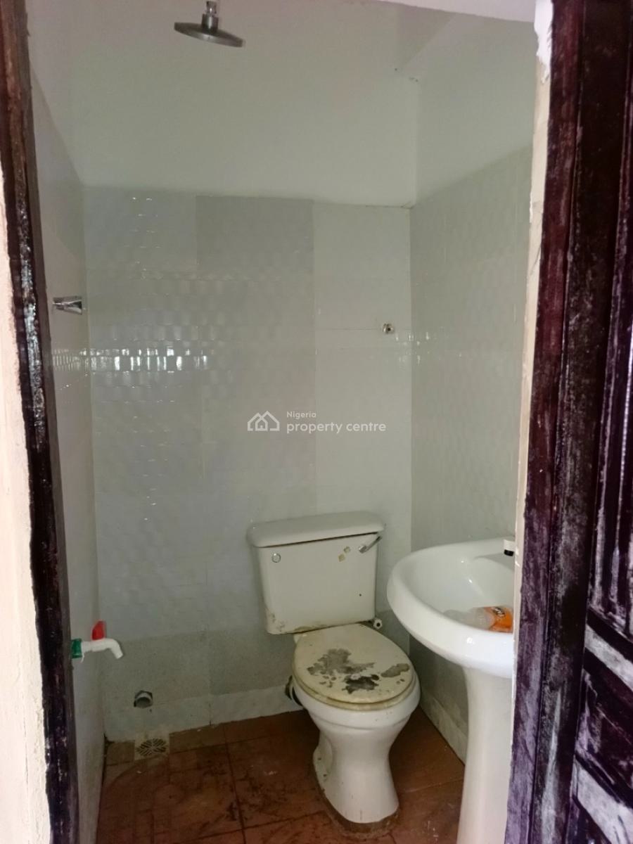 Newly Renovated Room Self Contain, Off Spg Road, Igbo Efon, Lekki, Lagos, Self Contain (single Rooms) for Rent