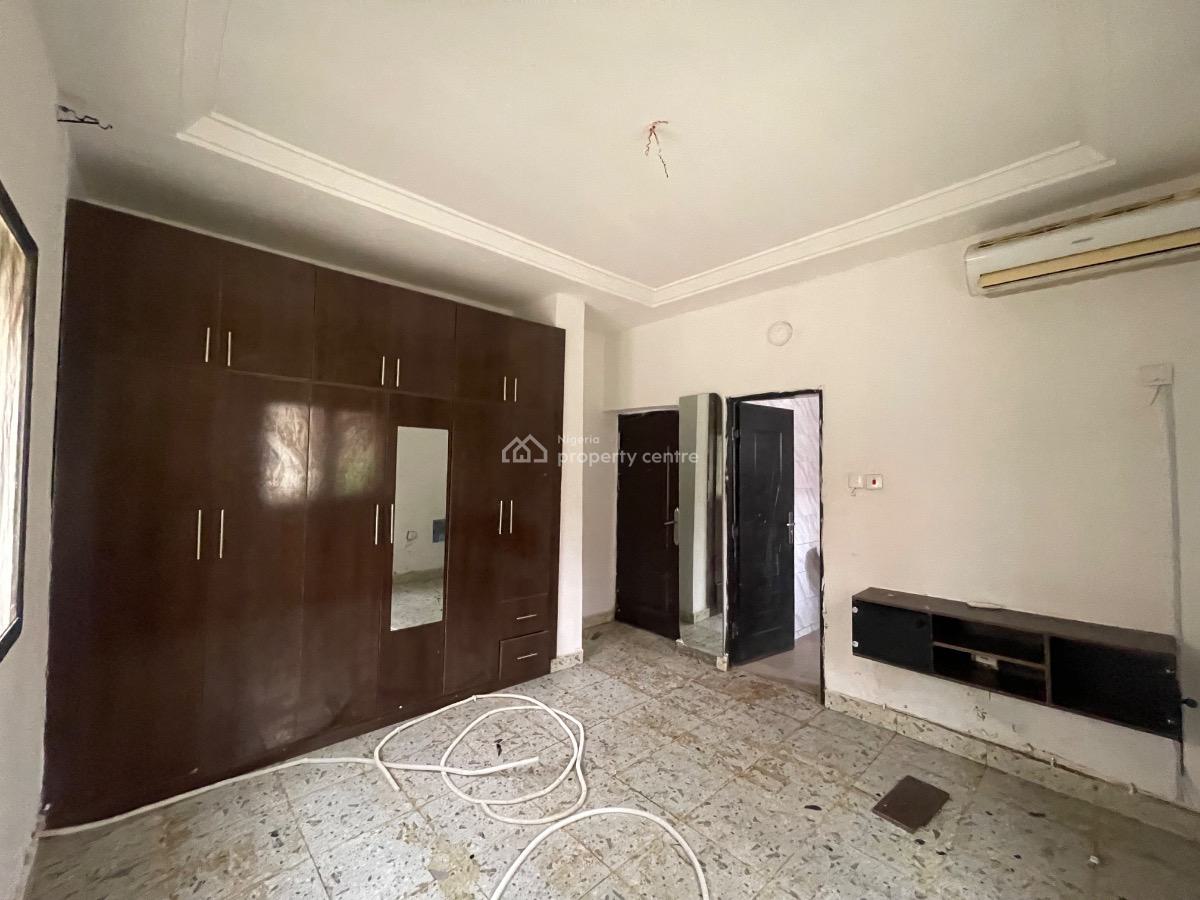 Exclusive Self Contain, Very Spacious Compound, Wuye Main, Wuye, Abuja, Self Contain (single Rooms) for Rent