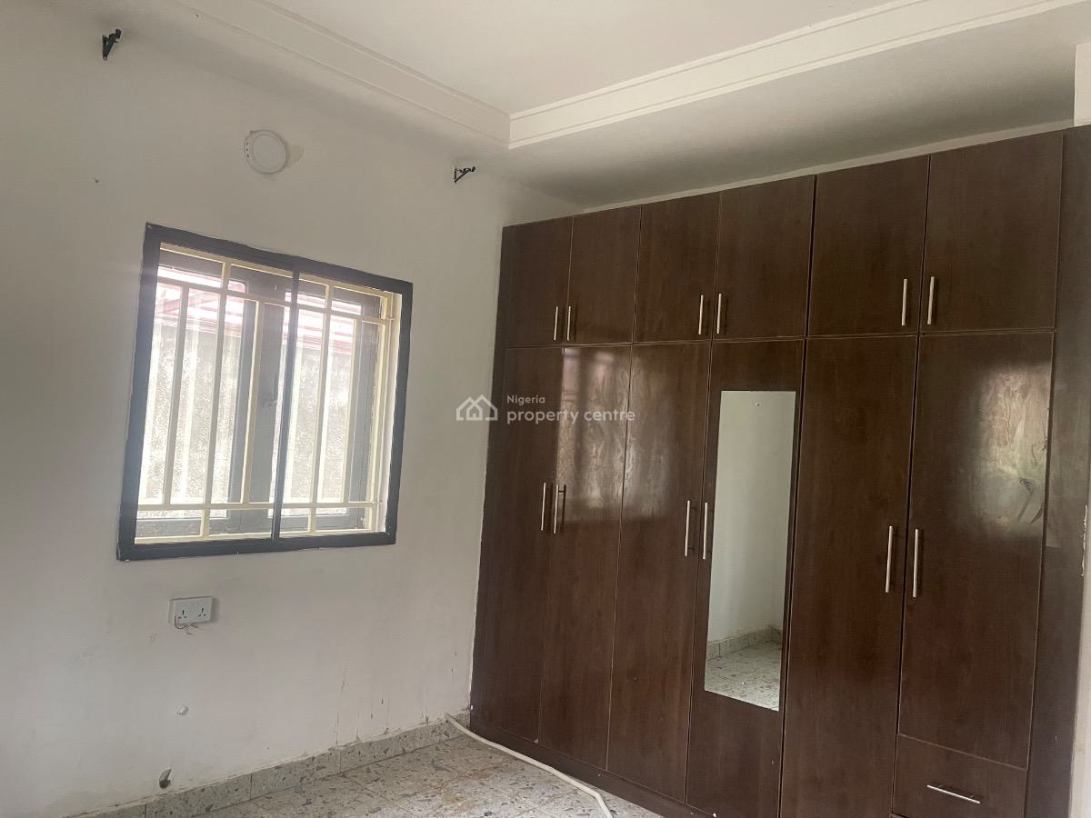 Exclusive Self Contain, Very Spacious Compound, Wuye Main, Wuye, Abuja, Self Contain (single Rooms) for Rent