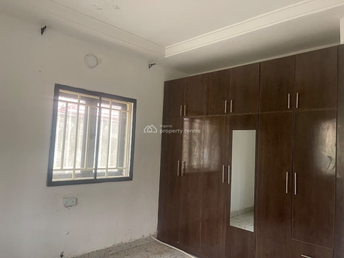 Exclusive Self Contain, Very Spacious Compound, Wuye Main, Wuye, Abuja, Self Contain (single Rooms) for Rent