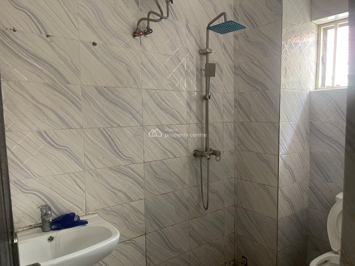Exclusive Self Contain, Very Spacious Compound, Wuye Main, Wuye, Abuja, Self Contain (single Rooms) for Rent