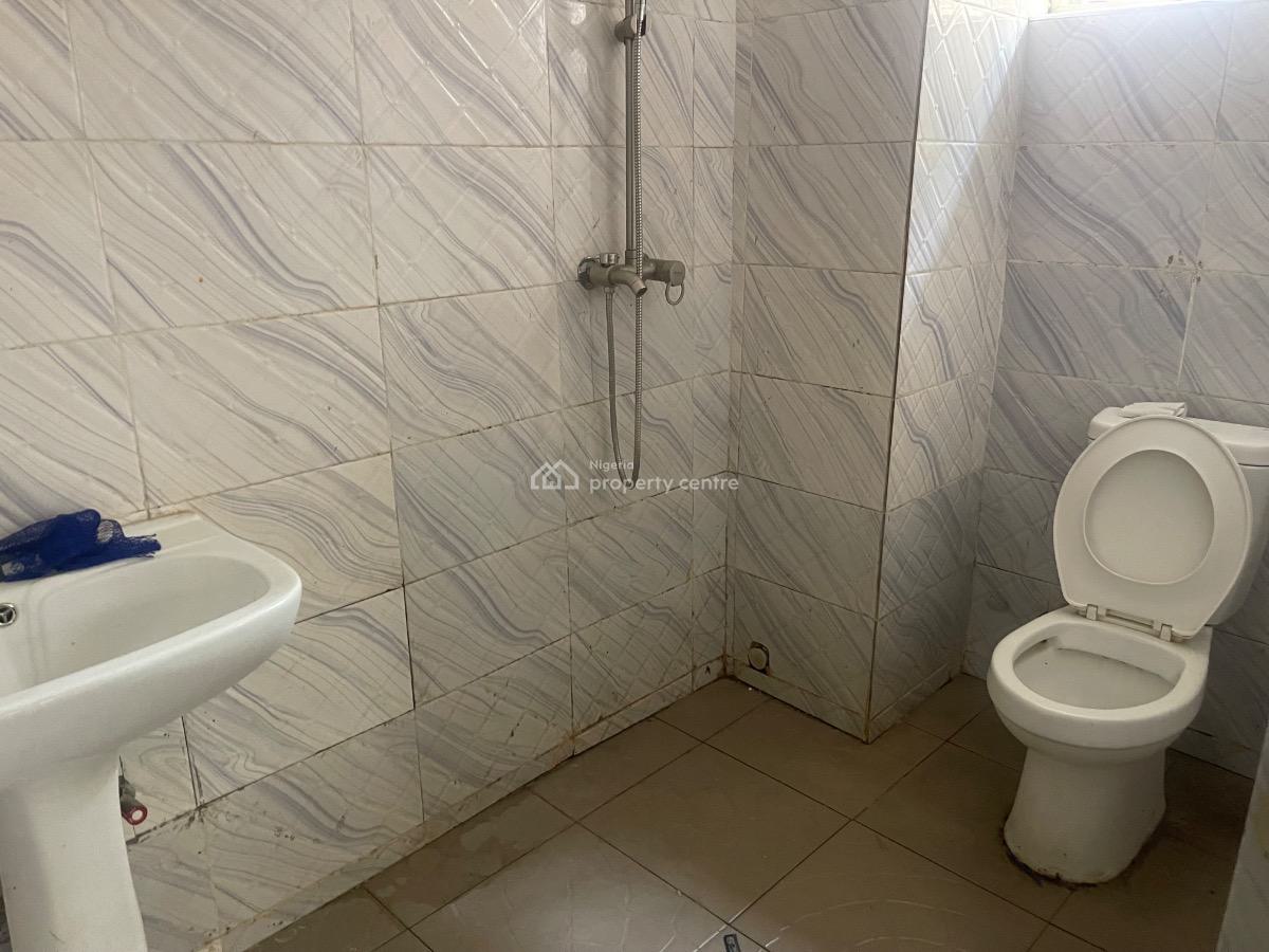 Exclusive Self Contain, Very Spacious Compound, Wuye Main, Wuye, Abuja, Self Contain (single Rooms) for Rent