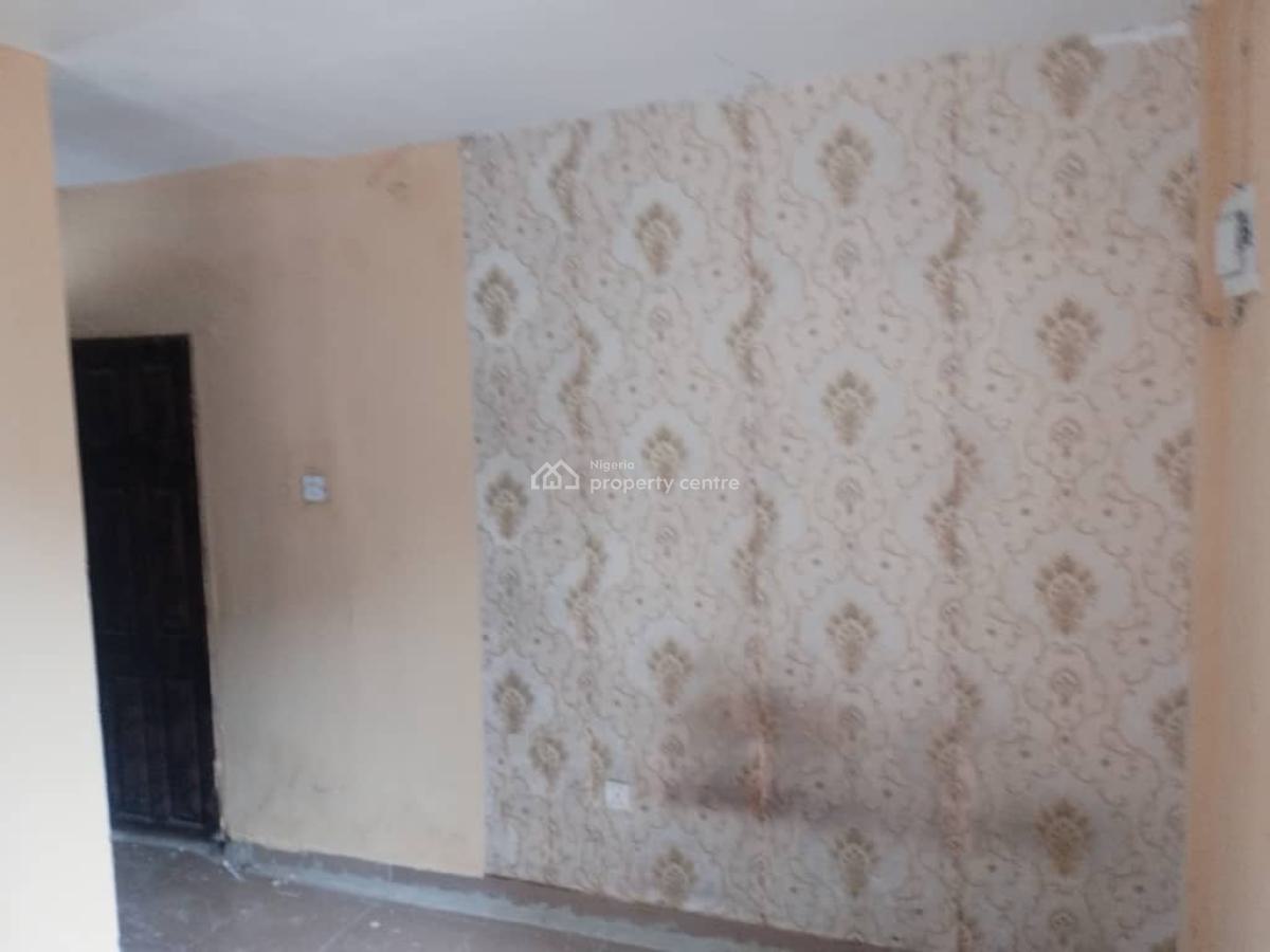 Nice Self Contain in a Secure Estate, Bakare Estate, Agungi, Lekki, Lagos, Self Contain (single Rooms) for Rent