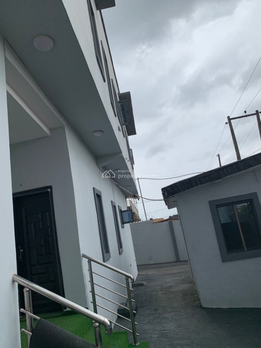 Luxury Mini Flat, Gra Phase 1, Magodo, Lagos, Mini Flat (room and Parlour) for Rent