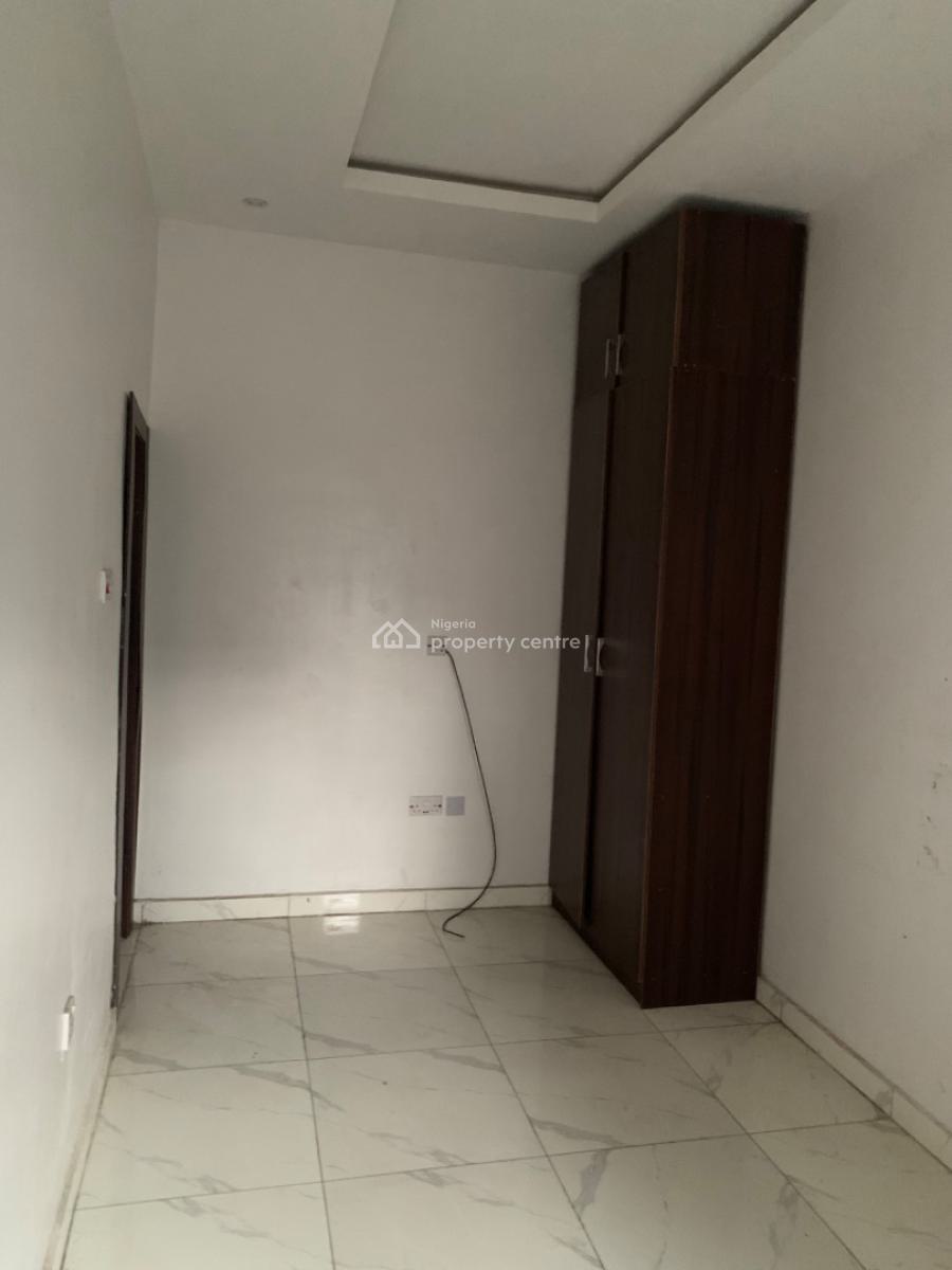 Luxury Mini Flat, Gra Phase 1, Magodo, Lagos, Mini Flat (room and Parlour) for Rent