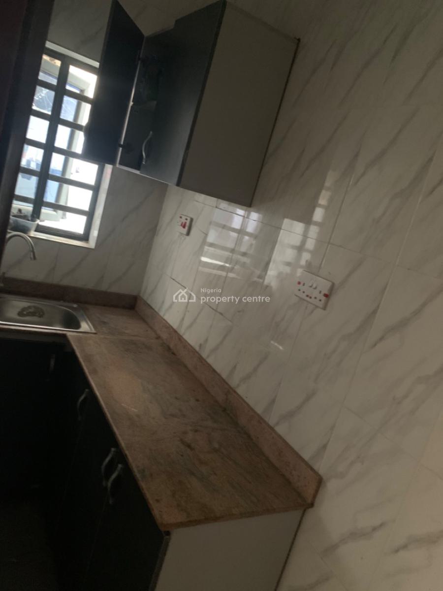 Luxury Mini Flat, Gra Phase 1, Magodo, Lagos, Mini Flat (room and Parlour) for Rent