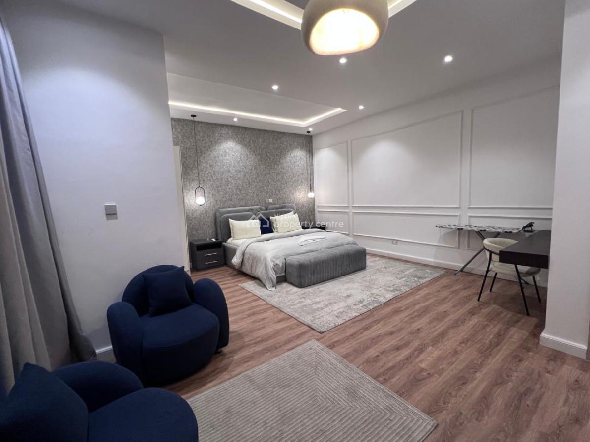 Premium 1 Bedroom with Rooftop Pool, Tokunboh Omisore Street, Lekki Phase 1, Lekki, Lagos, Mini Flat (room and Parlour) Short Let