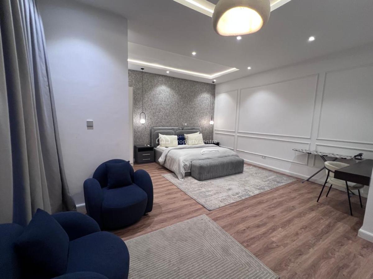 Premium 1 Bedroom with Rooftop Pool, Tokunboh Omisore Street, Lekki Phase 1, Lekki, Lagos, Mini Flat (room and Parlour) Short Let