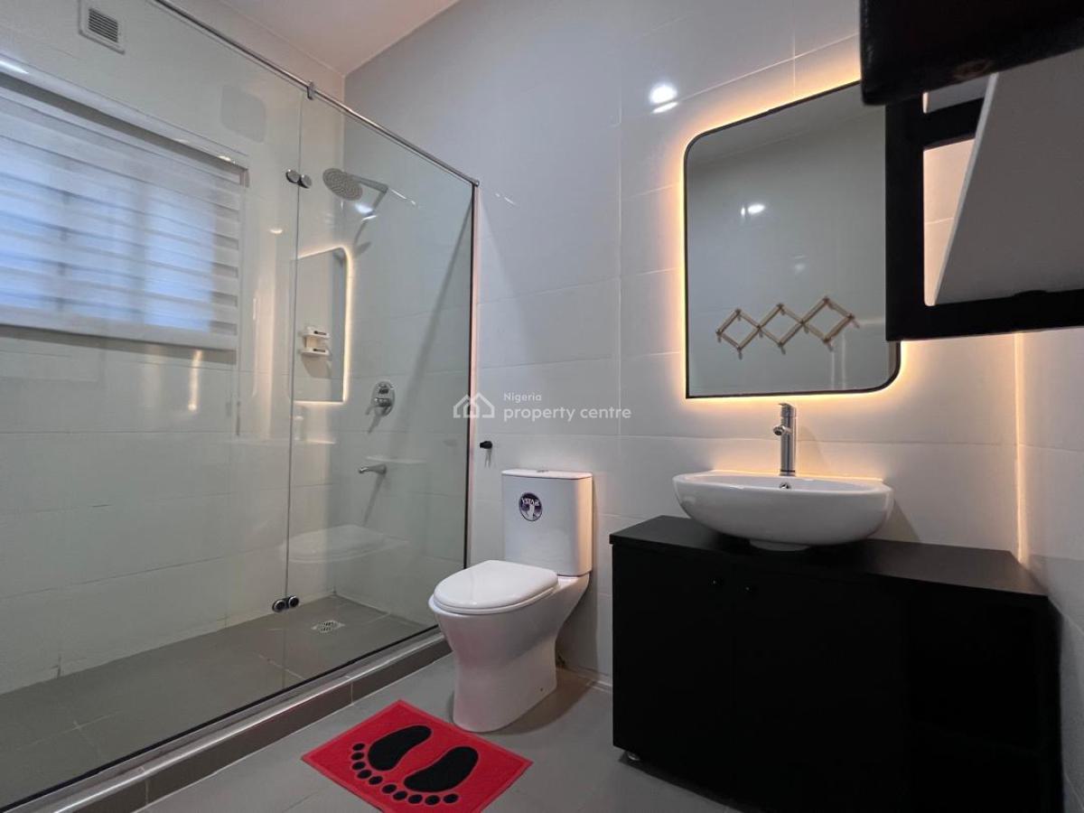 Premium 1 Bedroom with Rooftop Pool, Tokunboh Omisore Street, Lekki Phase 1, Lekki, Lagos, Mini Flat (room and Parlour) Short Let