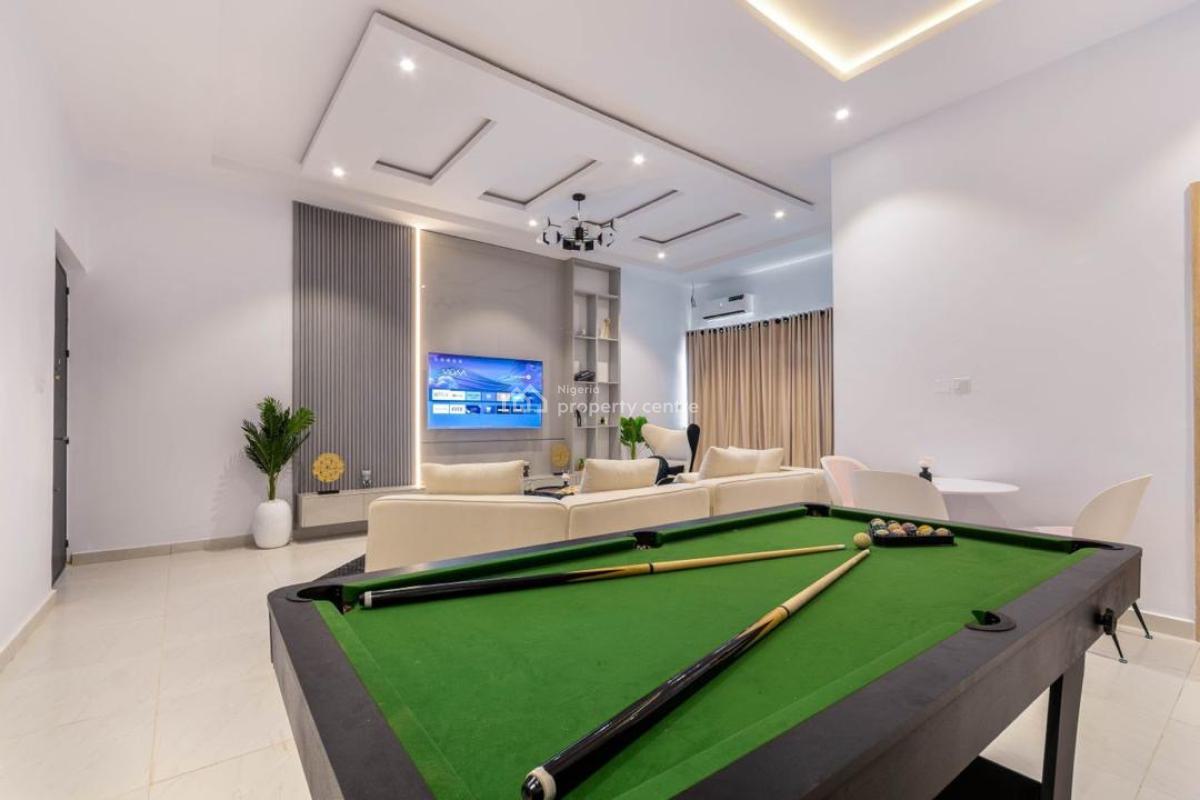2 Bedrooms Apartment, Lekki Phase 1, Lekki, Lagos, Flat / Apartment Short Let