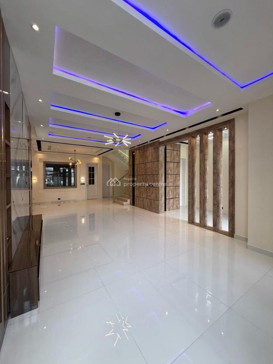 Luxurious Finished 5 Bedroom Fully Detached Duplex with Bq, Ikota, Lekki, Lagos, Detached Duplex for Sale