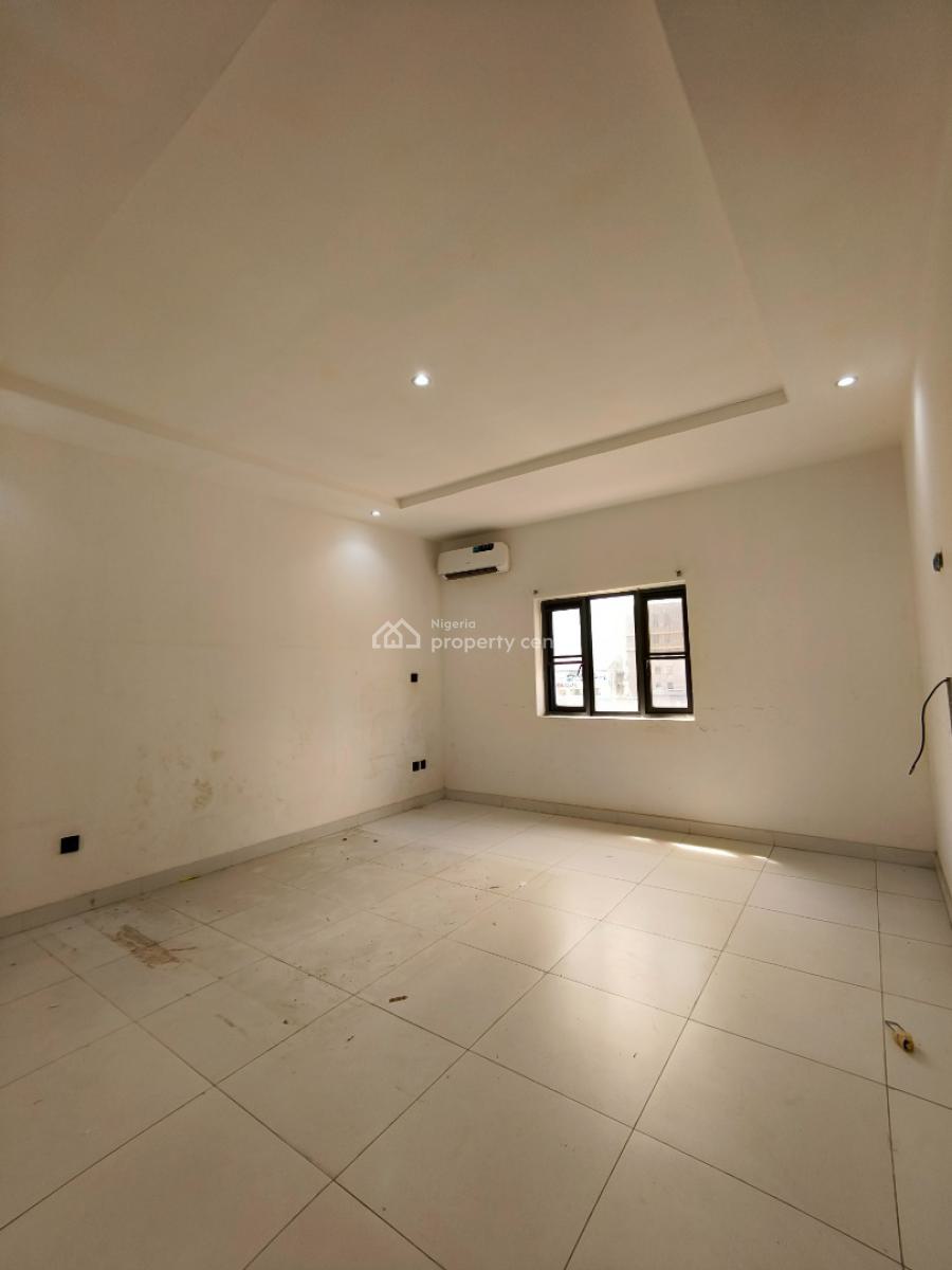 Luxury and Spacious Serviced 4 Bedroom Plus Bq, Admiralty Way, Lekki, Lagos, Terraced Duplex for Rent