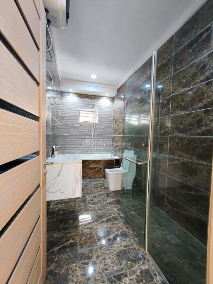 Luxury and Spacious Serviced 4 Bedroom Plus Bq, Admiralty Way, Lekki, Lagos, Terraced Duplex for Rent