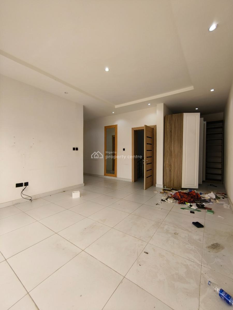 Luxury and Spacious Serviced 4 Bedroom Plus Bq, Admiralty Way, Lekki, Lagos, Terraced Duplex for Rent