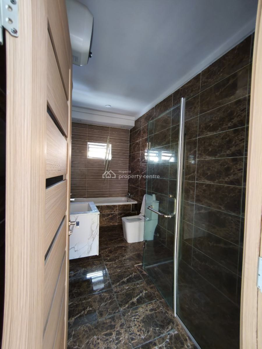 Luxury and Spacious Serviced 4 Bedroom Plus Bq, Admiralty Way, Lekki, Lagos, Terraced Duplex for Rent