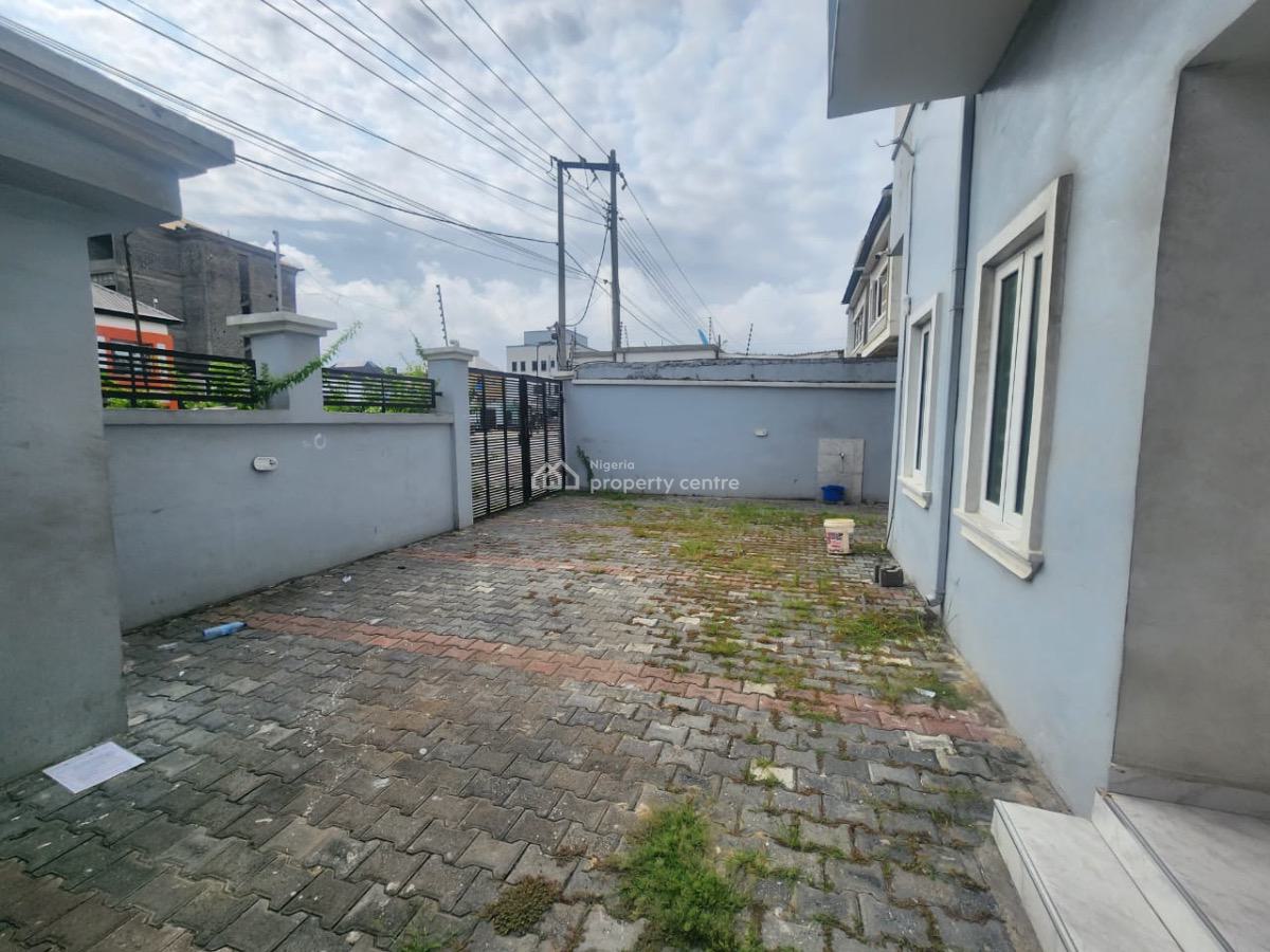 Commercial 4 Bedroom Fully Detached Duplex with Bq, Ologolo, Lekki, Lagos, Commercial Property for Rent