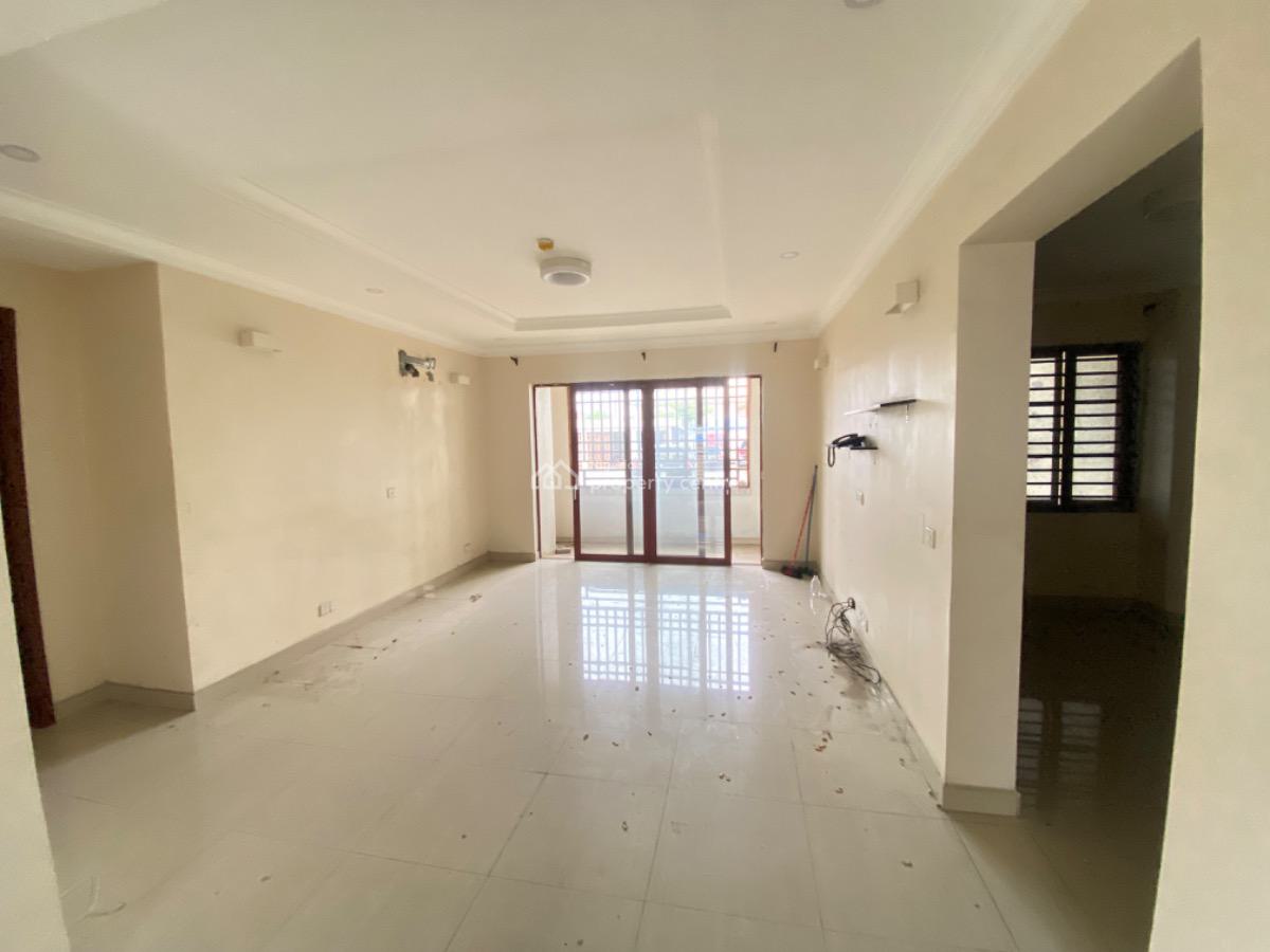 Modern 3 Bedroom Apartment with Bq Available, Ikota, Lekki, Lagos, Flat / Apartment for Rent