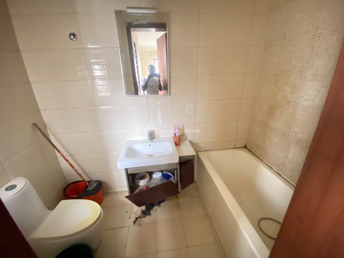 Modern 3 Bedroom Apartment with Bq Available, Ikota, Lekki, Lagos, Flat / Apartment for Rent