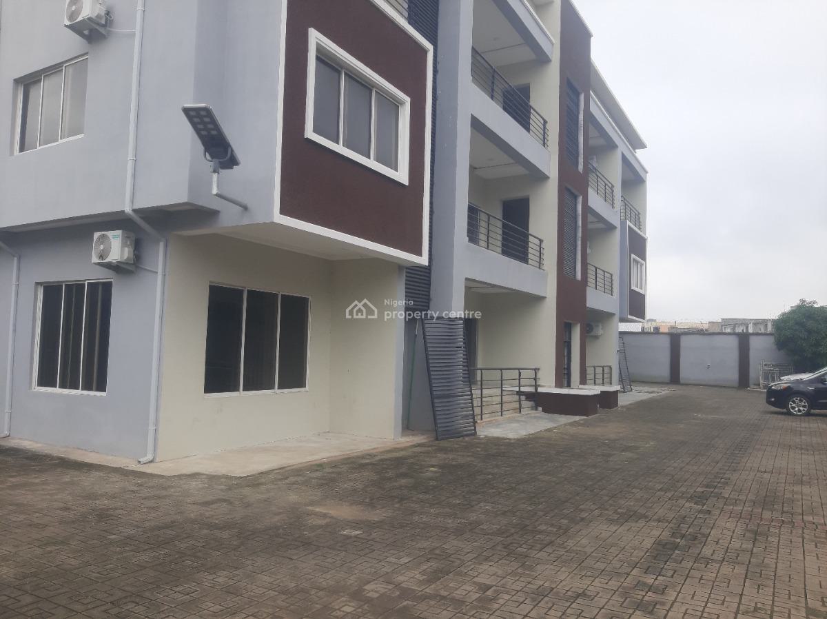 Tastefully Finished and Serviced 3 Bedroom Apartment, Gilmore, Jahi, Abuja, Flat / Apartment for Rent
