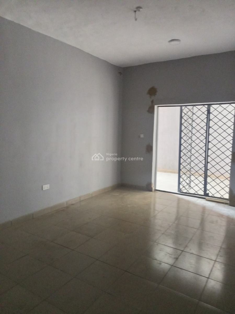 Spacious Shop Available, 3rd Avenue, Gwarinpa, Abuja, Shop for Rent