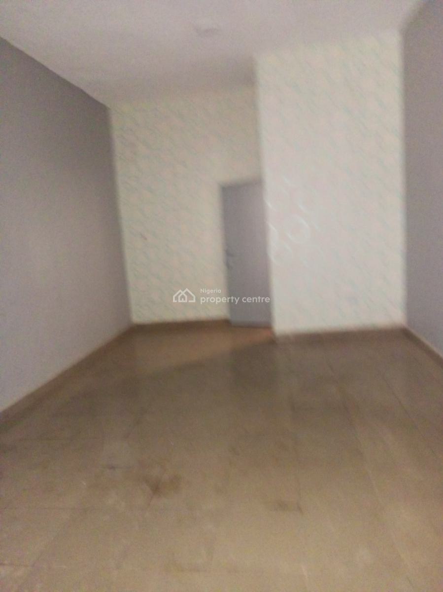 Spacious Shop Available, 3rd Avenue, Gwarinpa, Abuja, Shop for Rent