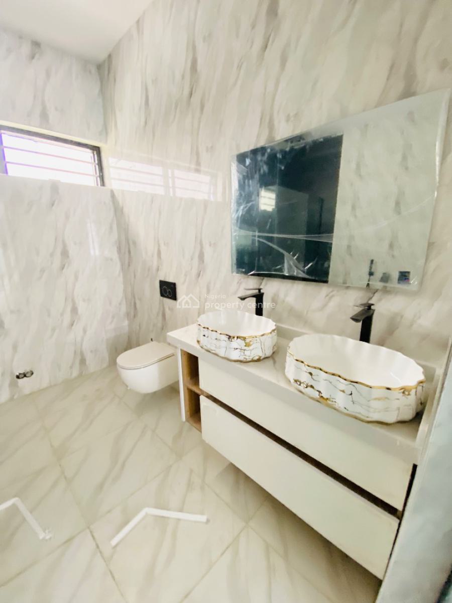 Beautiful 4-bedroom Terraced House with Bq, Osapa, Lekki, Lagos, Terraced Duplex for Sale