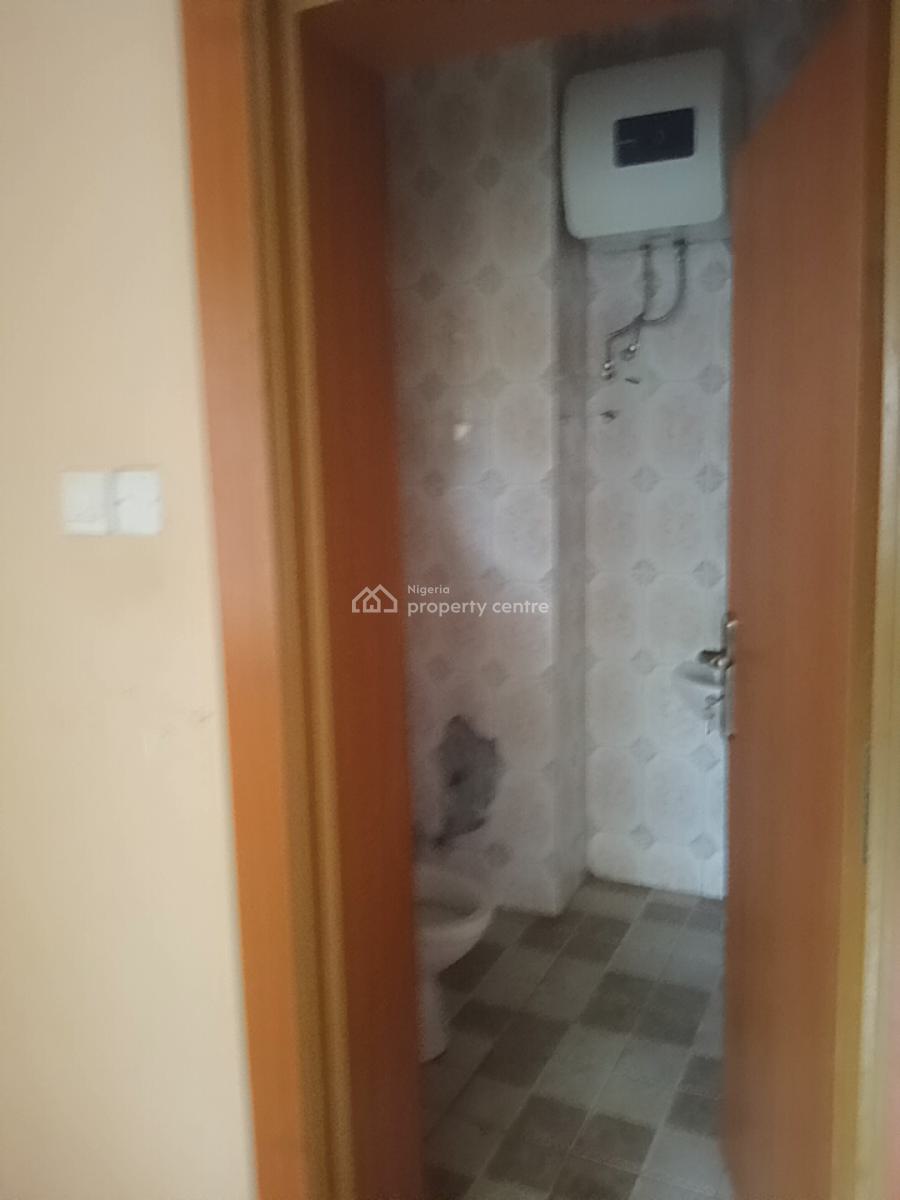 Commercial, Office, Residential, 3 Bedrooms Flat, Ist Floor and Ground Floor, Utako, Abuja, Flat / Apartment for Rent