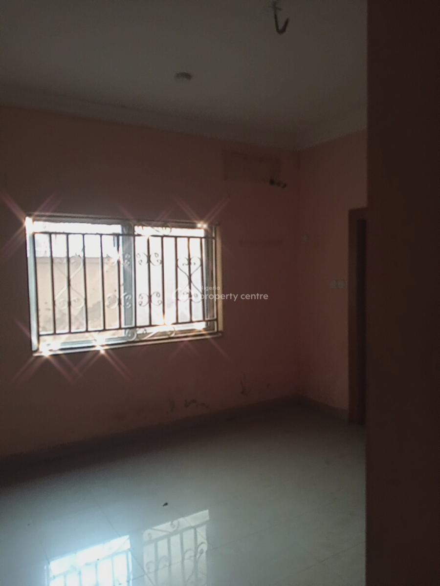 Commercial, Office, Residential, 3 Bedrooms Flat, Ist Floor and Ground Floor, Utako, Abuja, Flat / Apartment for Rent