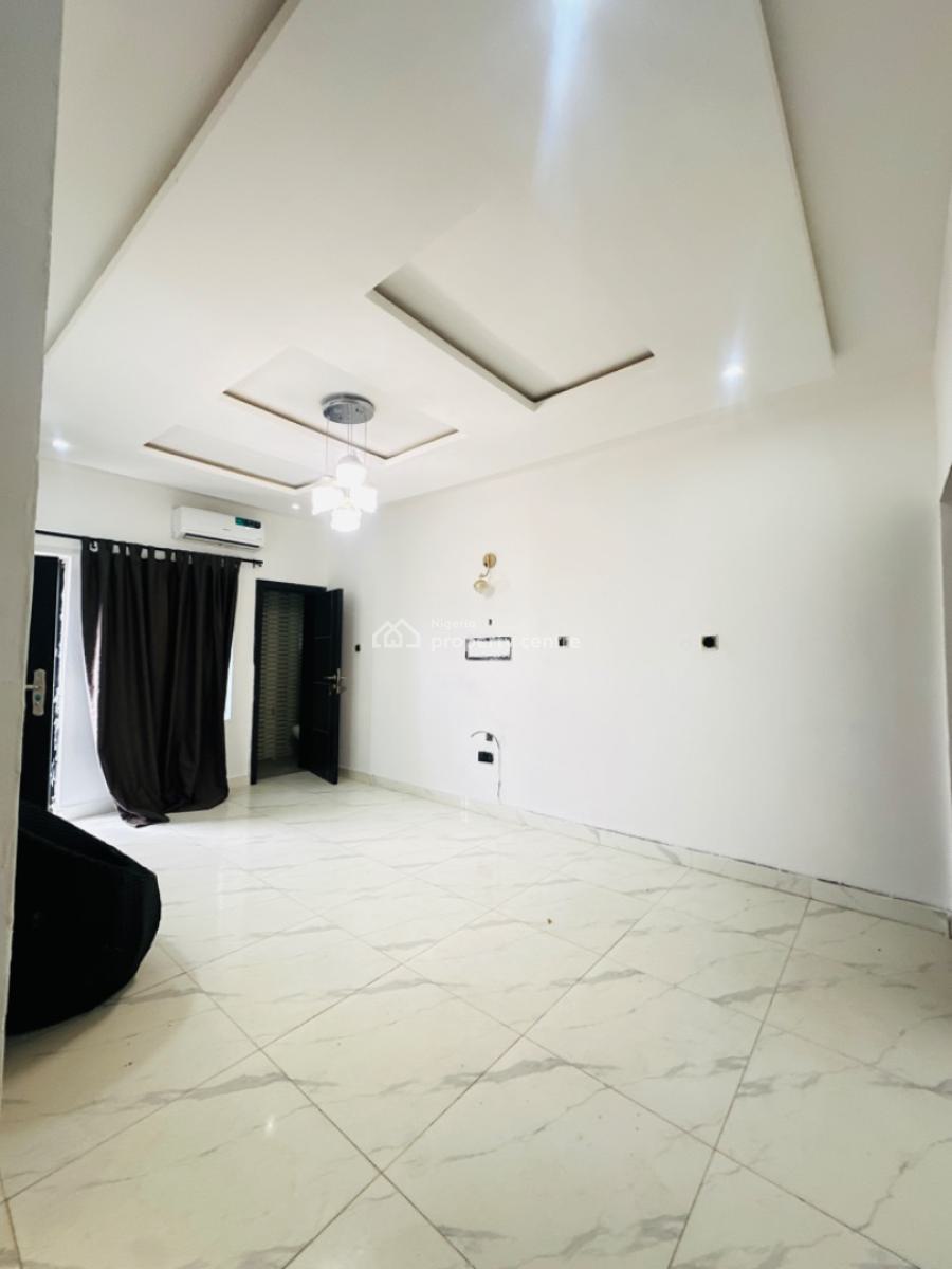 Fully Serviced 1 Bedroom Apartment Available, New Road, Lekki, Lagos, Mini Flat (room and Parlour) for Rent