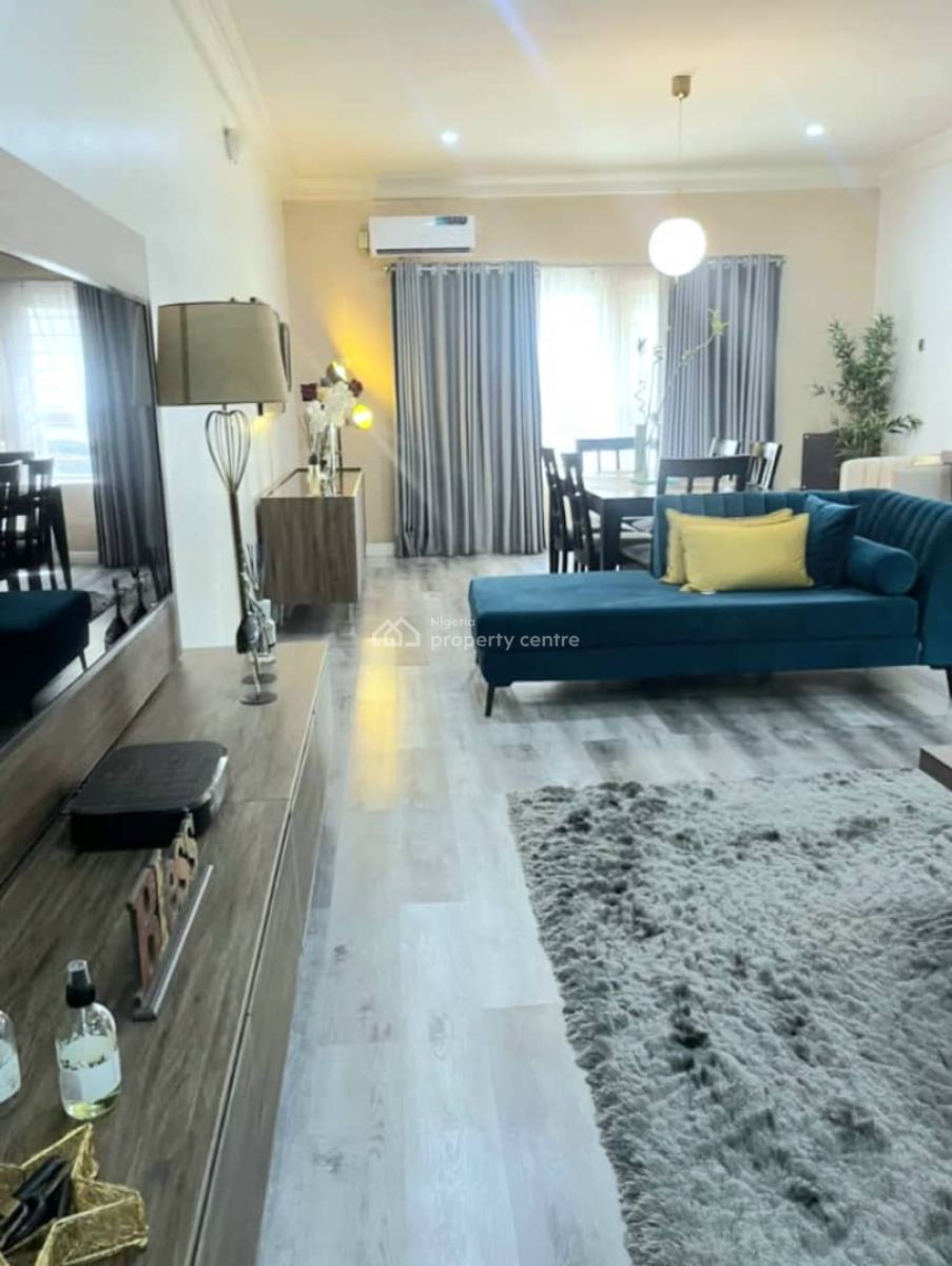Well-maintained 4-bedroom Semi-detached Duplex, Osapa, Lekki, Lagos, Semi-detached Duplex for Sale