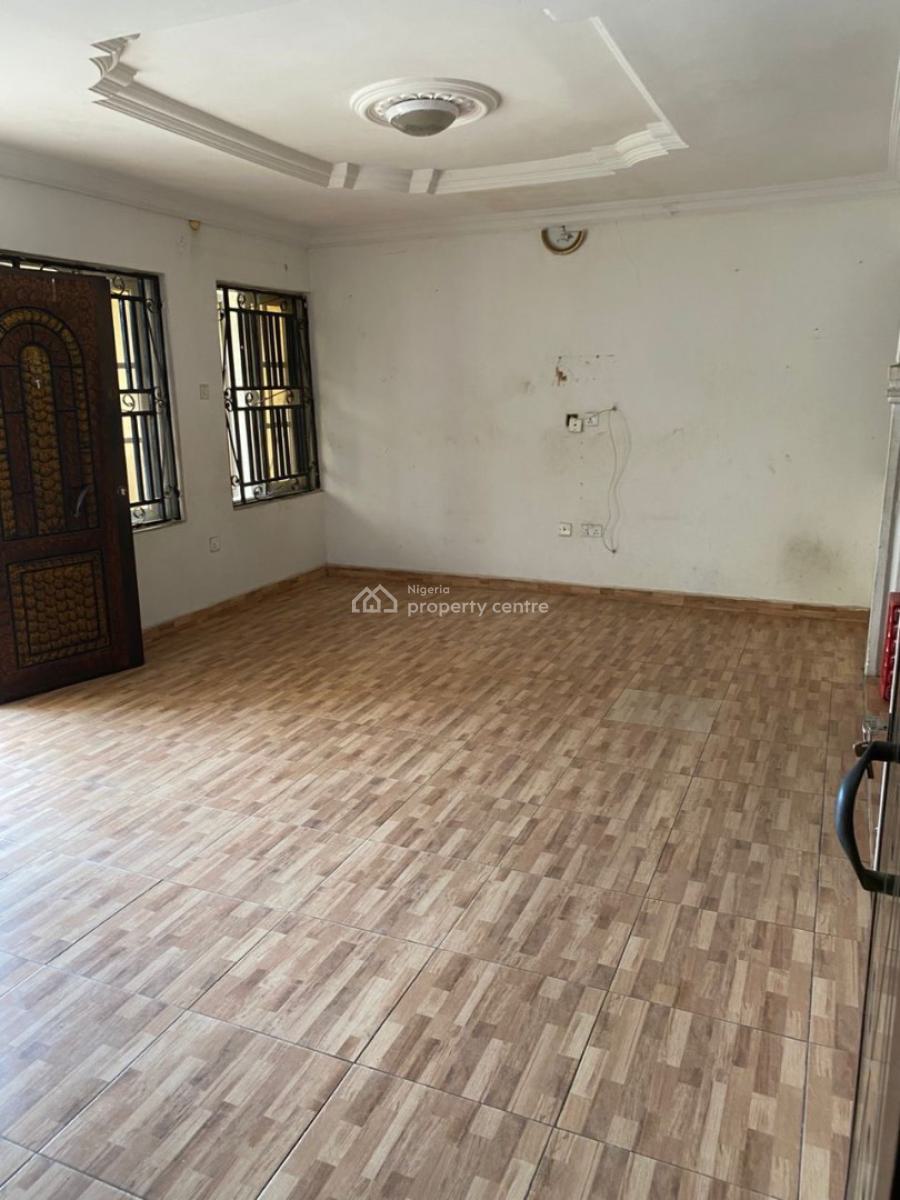 Well Maintained 3 Bedroom Apartment Just Four Tenants in Compound, Along Cooperative Estate, Badore, Ajah, Lagos, Flat / Apartment for Rent