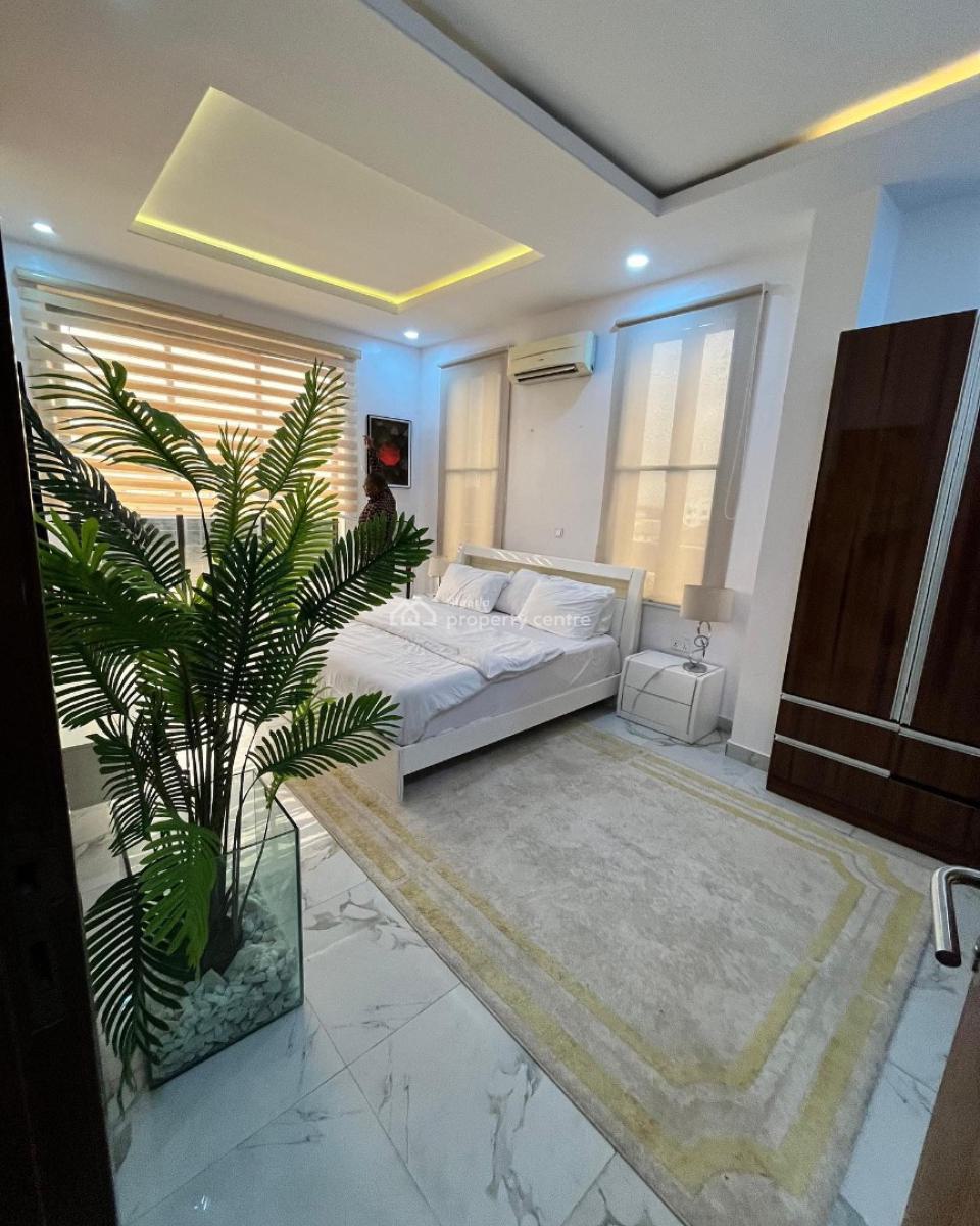Lovely 2 Bedroom Penthouse with Bq, Lekki Phase 1, Lekki, Lagos, Detached Duplex for Sale